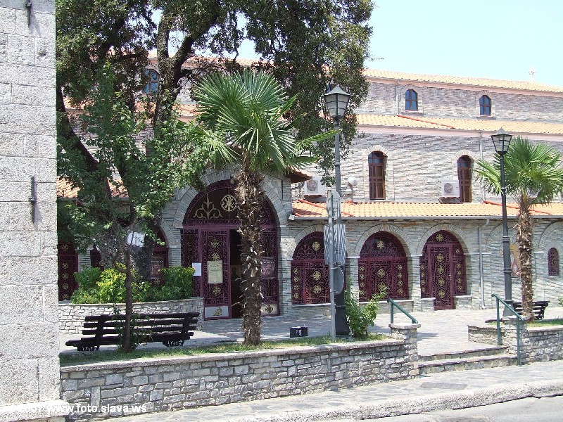 Церковь Agios Nikolaos, Литохоро