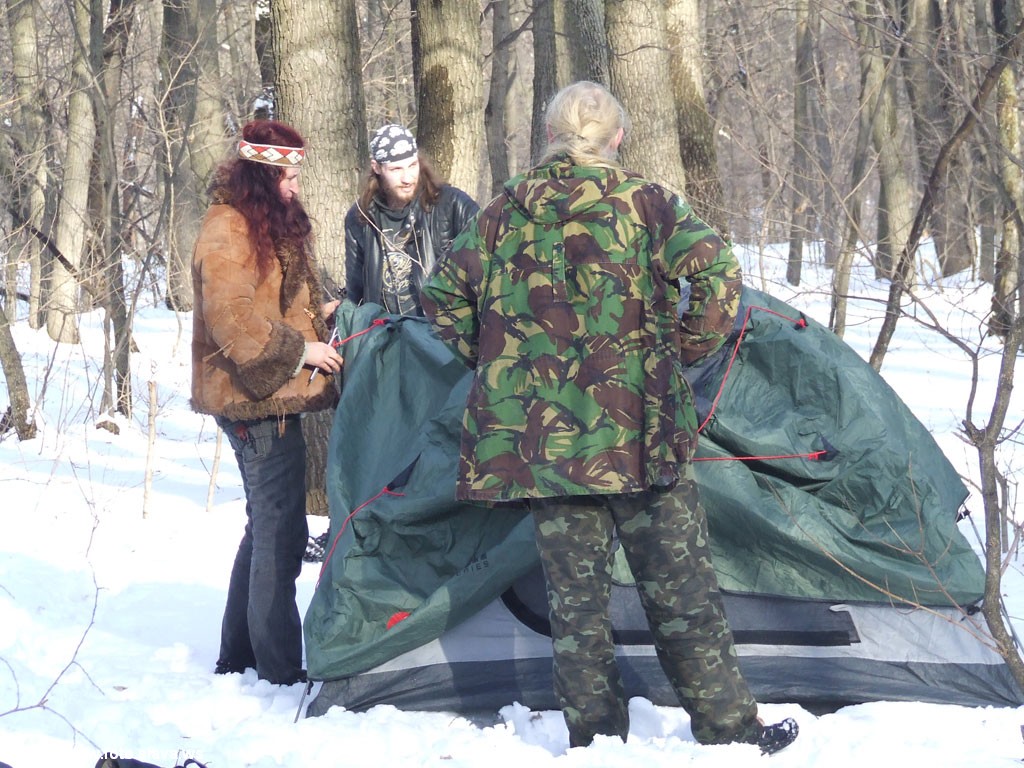 Возле палатки