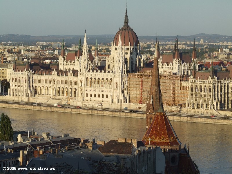 Здание парламента