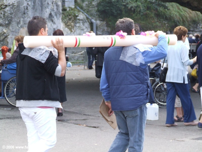 Лурд, Франция