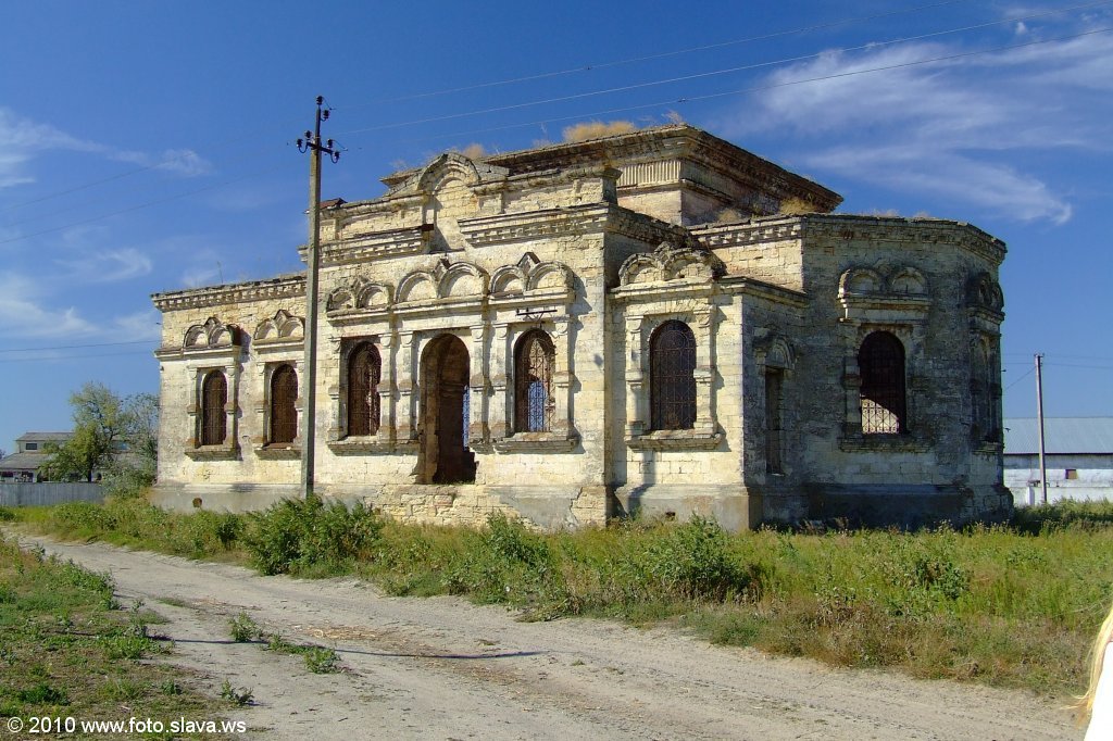 Геройское - разрушенный храм