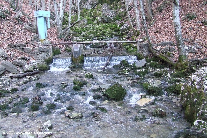 Карстовый источник Пания